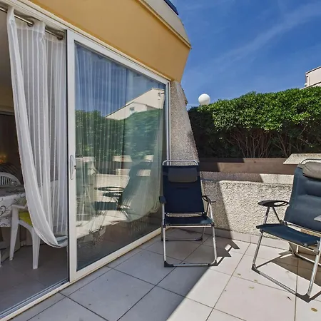 Avec Piscine, Parking - 4 Pers. - Fr-1-326-881 Marseillan (Herault)