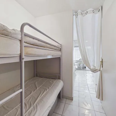Avec Piscine, Parking - 4 Pers. - Fr-1-326-881 Apartment